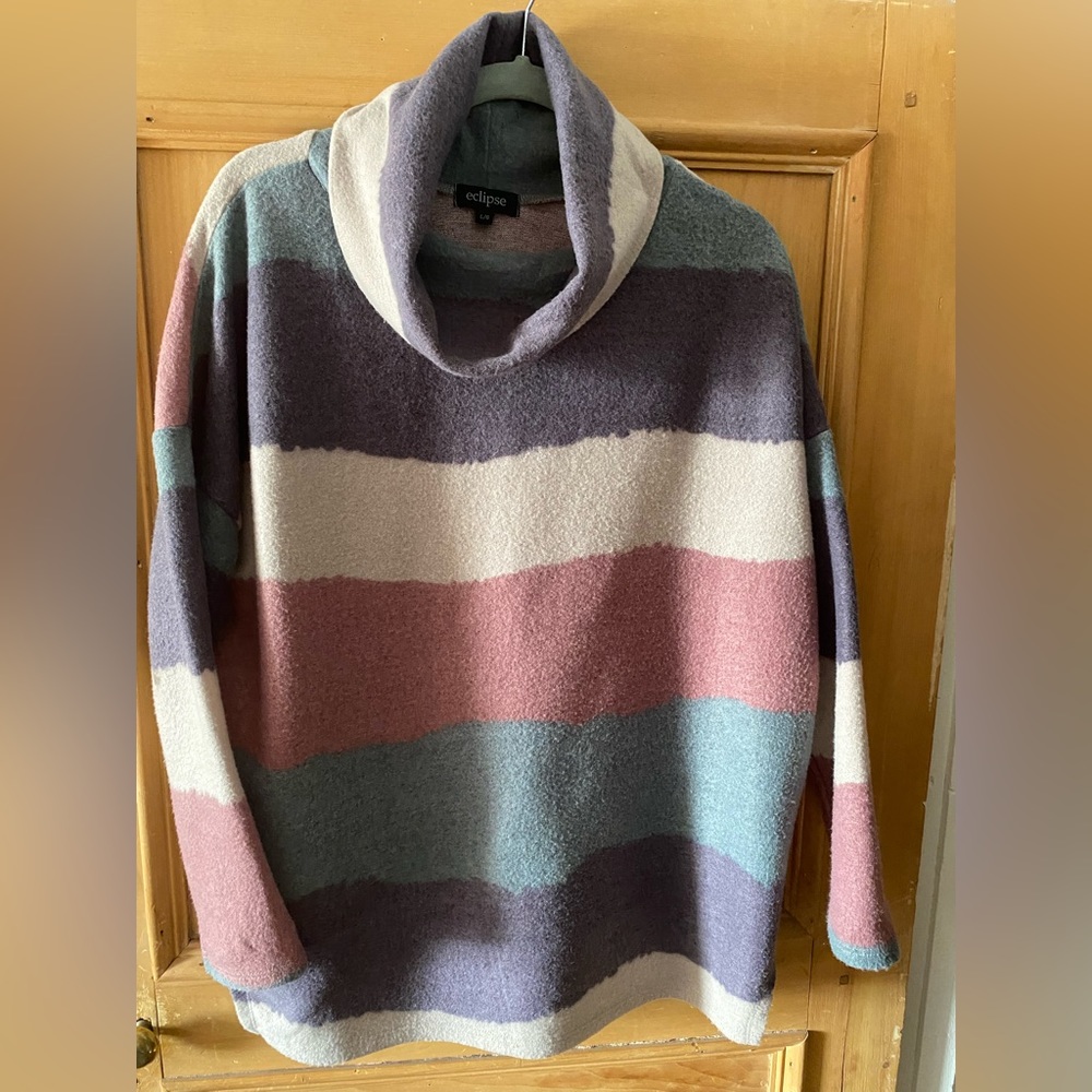 Eclipse striped tunic top